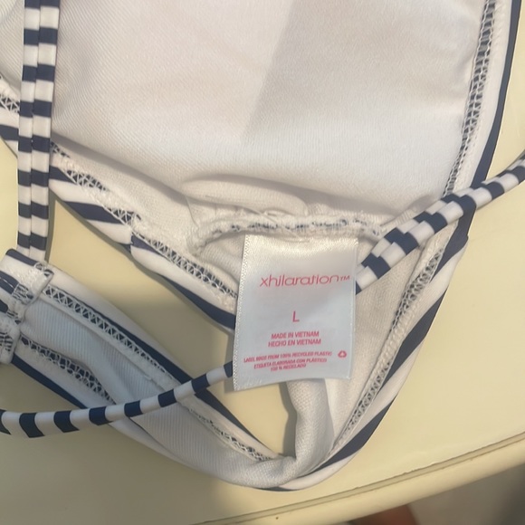 Juniors bikini. Never worn by my daughter. Top says it’s L but its very small. - Picture 4 of 4